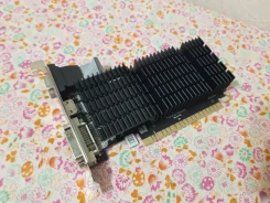 GeForce GT 710 ����