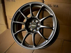 RAYS Volk Racing ZE40. 8.0x17", 4x100, ET35, �� 73,1���. ����