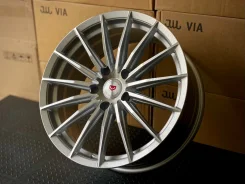 Vossen VFS-2. 7.5x17", 5x114.3, ET38, �� 73,1���. ����