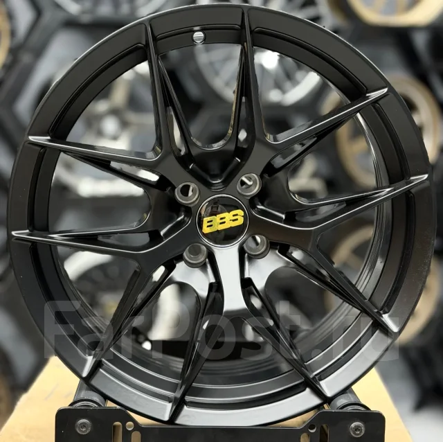 BBS FI-R. 7.5x17", 4x100, ET35, �� 73,1���. ����