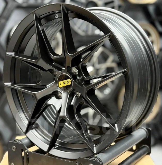 BBS FI-R. 7.5x17", 4x100, ET35, �� 73,1���. ����