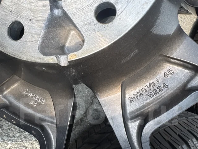 Infiniti. 8.5x20", 6x139.7, ET45 ����