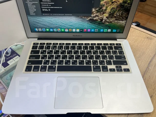 Apple MacBook Air 13 2017 Mid. 13.3", 1,8����, ��� 8 ��, ���� 120���, WiFi: 1, Bluetooth: 1, ����������� �� 4��. ����