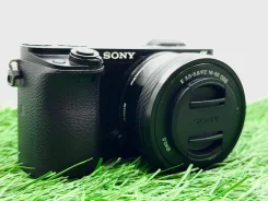 Sony Alpha ILCE-6000. 20 � ����� ��, ���: 7� ����