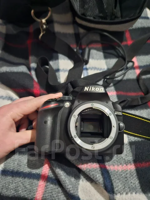 Nikon D3200 ����