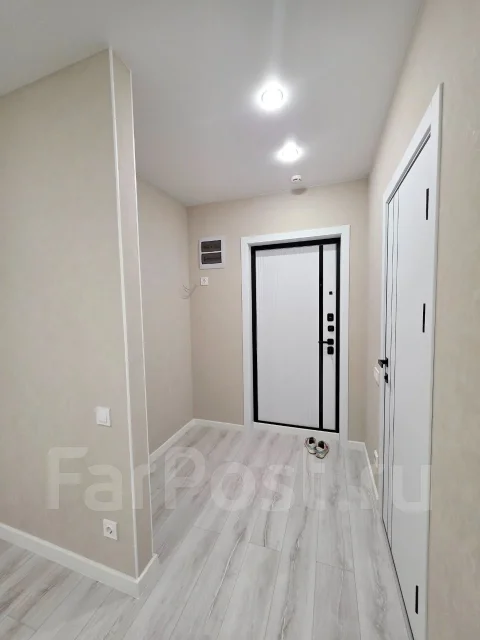 3-���������, �������� ����������� 8 ���. 6. �� ����������, ������-����������, ����������, 56,9���.��., 3/4 ���� ����