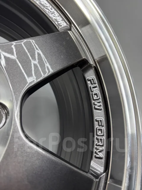 RAYS Volk Racing TE37. 7.5x17", 5x114.3, ET38, �� 73,1���. ����