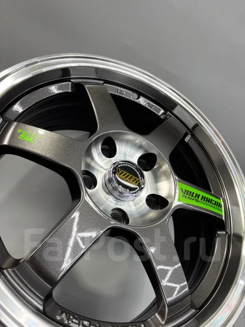 RAYS Volk Racing TE37. 7.5x17", 5x114.3, ET38, �� 73,1���. ����