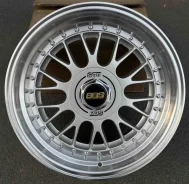 Fonyee. 8.5x17", 4x100, 5x100, ET20, �� 73,1���. ��� ����� �� ������ ����