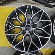 Vossen HF-2. 6.5x15", 4x100, ET35, �� 67,1���. ����
