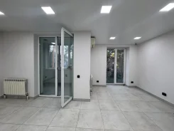 ��������� ������� ��������� � ������ ������. 100.7��&sup2;, ����� ������ 42, �-� �����, 2/9 ���� ����