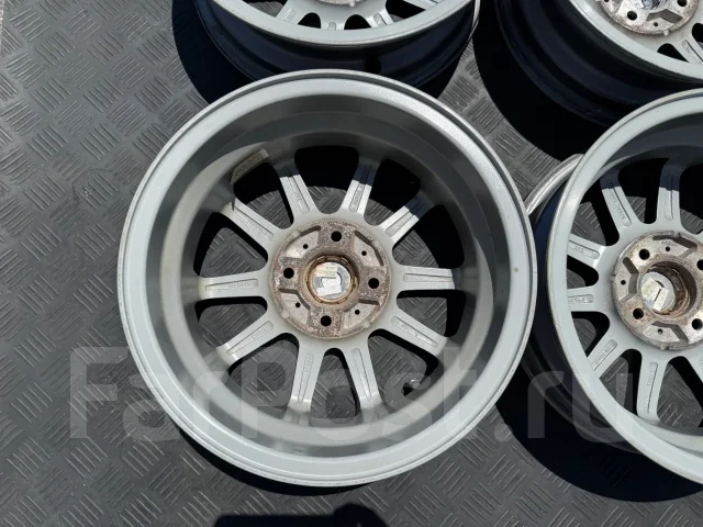 Weds Buster. 4.5x14", 4x100, ET43, �� 73���. ����