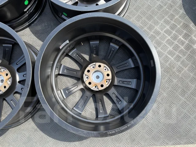 Crimson Team Sparco. 7.5x18", 5x108, ET52.5, �� 63,4���. ����