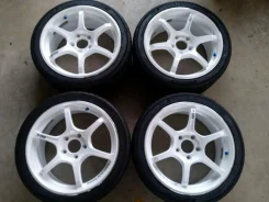 Advan Racing RG-4
