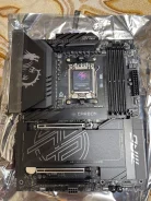 AMD X870E ����