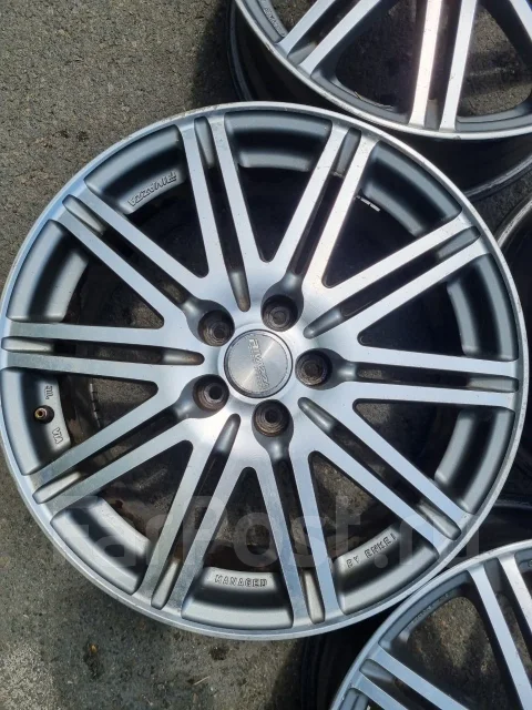 Enkei Rivazza Tuner. 7.0x17", 5x100, ET52 ����