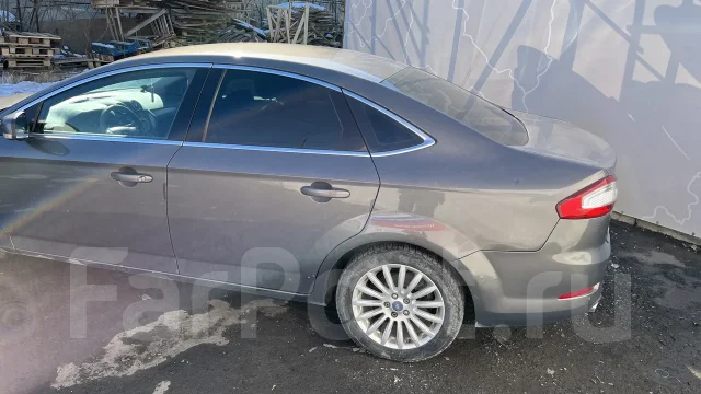 ��������� Ford Mondeo 2099467 ����