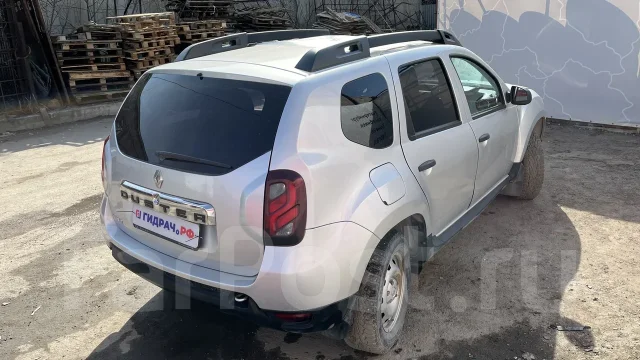 �������� ��������� Renault Duster 215010073R 215010073R ����