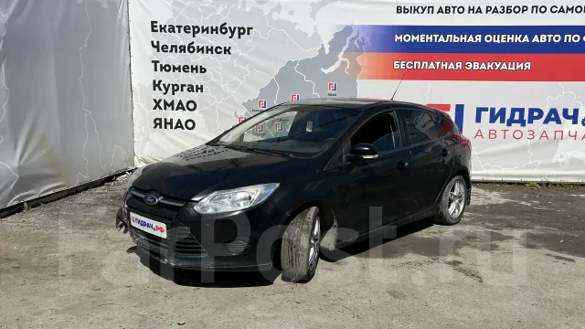 ��������� Ford Focus 1752082 1752082 ����