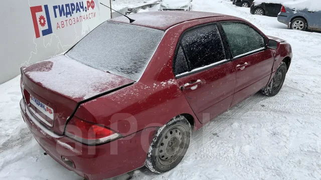 ���� ��������� Mitsubishi Lancer 1050A817 ����