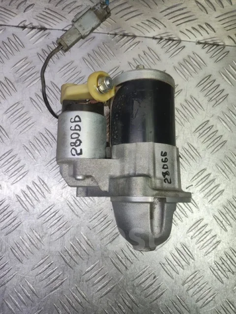������� Nissan NV350 Caravan 23300MA00A E26 QR25DE 23300MA00A ����