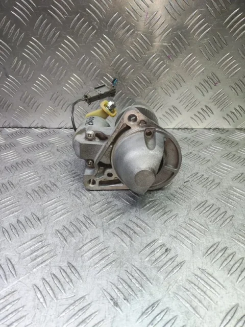 ������� Nissan NV350 Caravan 23300MA00A E26 QR25DE 23300MA00A ����