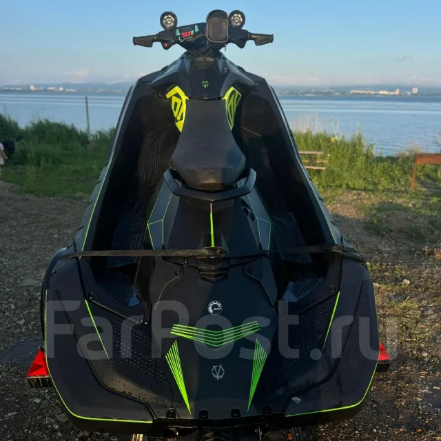 BRP Sea-Doo Spark. 2014 ��� ����
