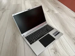 DEXP Aquilon. 15.6", ��� 8 ��, ���� 256���, WiFi: 1, Bluetooth: 1, ����������� �� 8��. ����