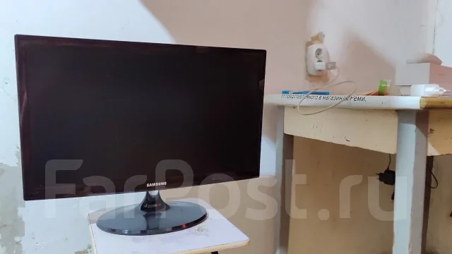 Samsung. 23", ���������� �� (LCD, LED, QLED) ����