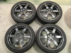 RAYS Volk Racing TE37 Saga S-plus