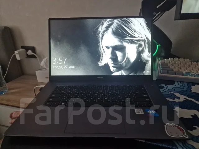 Honor MagicBook X 15. 15.6", 2,1����, ��� 8 ��, ���� 512���, WiFi: 1, Bluetooth: 1 ����