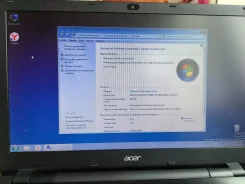Acer Aspire E5-571G. 15.6", 2,2����, ��� 8 ��, ���� 500���, WiFi: 1, Bluetooth: 1, ����������� �� 4��. ����
