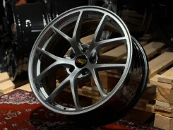 BBS FI-R. 8.5x19", 5x114.3, ET38, �� 73,1���. ����