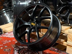 BBS FI-R. 8.5x19", 5x114.3, ET38, �� 73,1���. ����