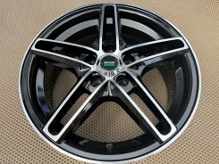 Megami. 6.0x15", 5x100, ET40 ����