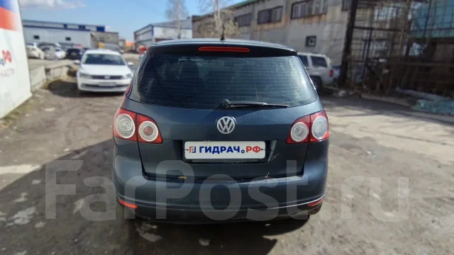 ������� Volkswagen Golf 02M911023P ����