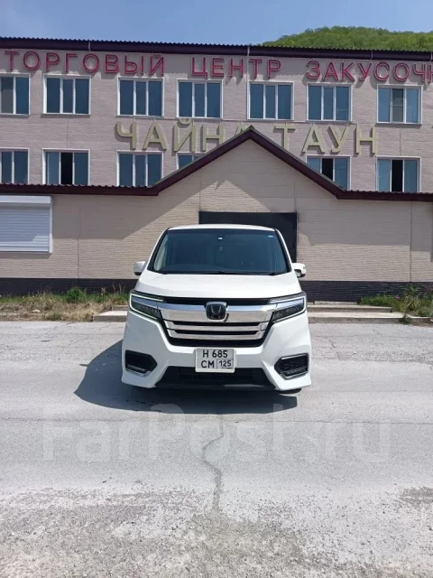Honda Stepwgn. �������, 1.5 (150��.�.), ������, 100 000����. �� ����