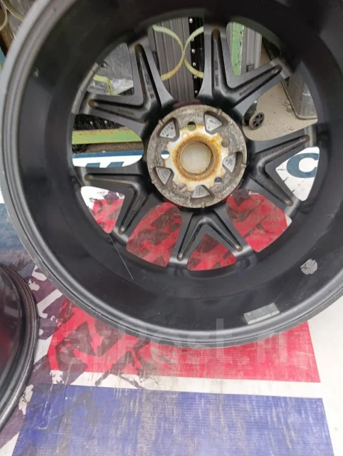 Modellista. 7.0x17", 5x100, ET50, �� 60,1���. ����