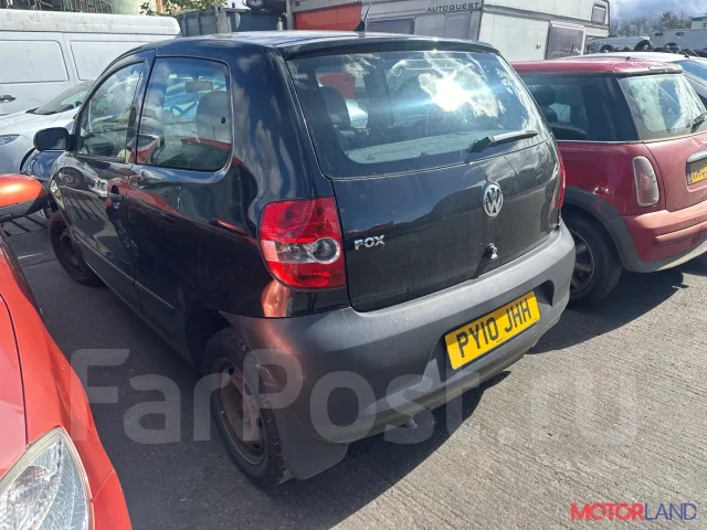 ��������� Volkswagen Fox 2005-2011 21276581 03D903025H ����