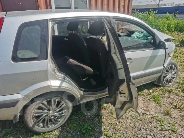 Ford Fusion ����