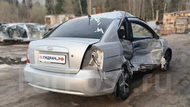 ������� Hyundai Verna 3610021740 3610021740 ����
