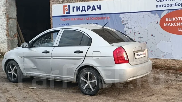 ������� Hyundai Verna 3610021740 3610021740 ����