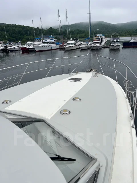 Fairline. 1992 ���, ����� 17��., ��������� ������������, 760��.�., ������ ����