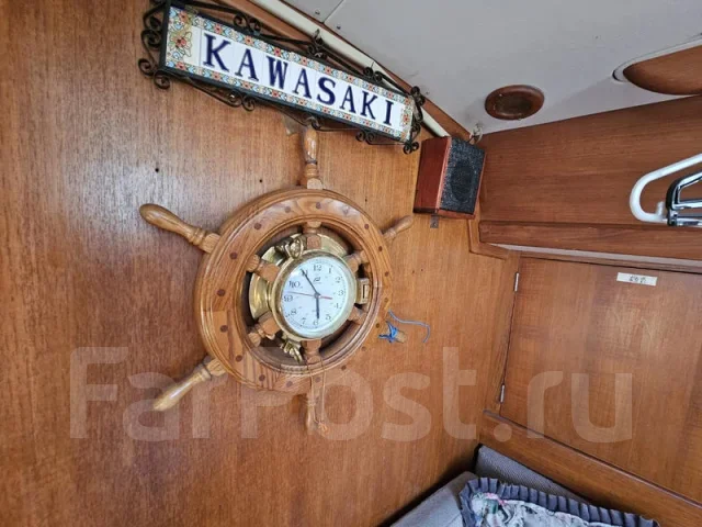 Okazaki 33 pilot house. ����� 10,6��., 1990 ���. ��� ����� �� ������������ ����