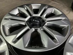 Kia. 8.0x20", 6x114.3, ET46, �� 67,1���. ����