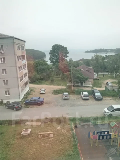 2-���������, ����� ���������� (�. �������) 3. �������, 47���.��., 4/5 ���� ����