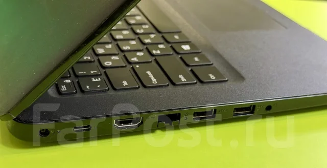 Dell. 14", 1,6����, ��� 8 ��, ���� 256���, WiFi: 1, Bluetooth: 1 ����
