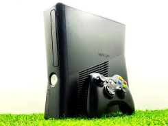 Microsoft Xbox 360 Slim ����