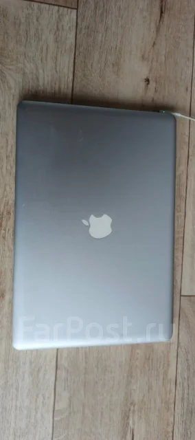 Apple. 15.4", 2,8����, ��� 8 ��, ���� 120���, WiFi: 1, ����������� �� 1��. ����