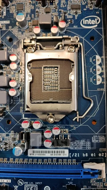 ����������� ����� Intel DH67DL ����